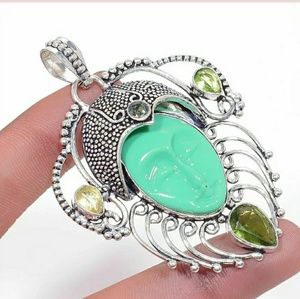 New Carved Goddess Face Agate & Peridot Silver Pendant.
